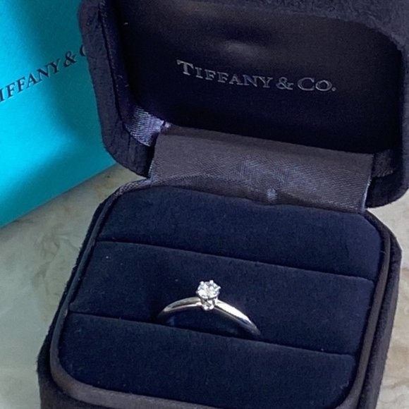 Tiffany & Co Platinum 20 Carat Diamond Solitaire Engagement Ring - Picture 1 of 8
